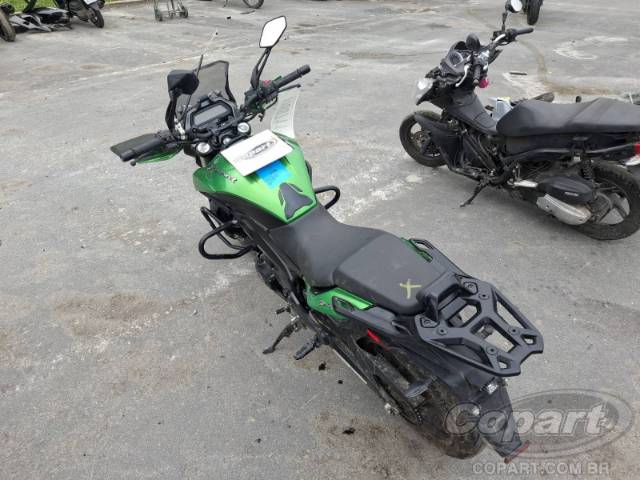 2025 BAJAJ DOMINAR 