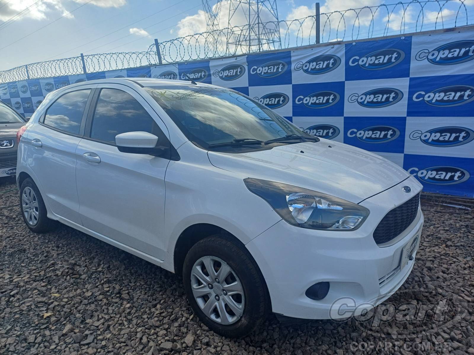 FORD KA SE 1.0 2015 Colisão Média Monta