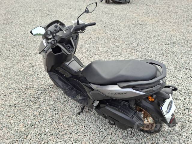 2025 YAMAHA NMAX 