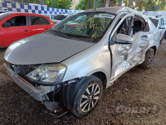 2015 TOYOTA ETIOS SEDA 