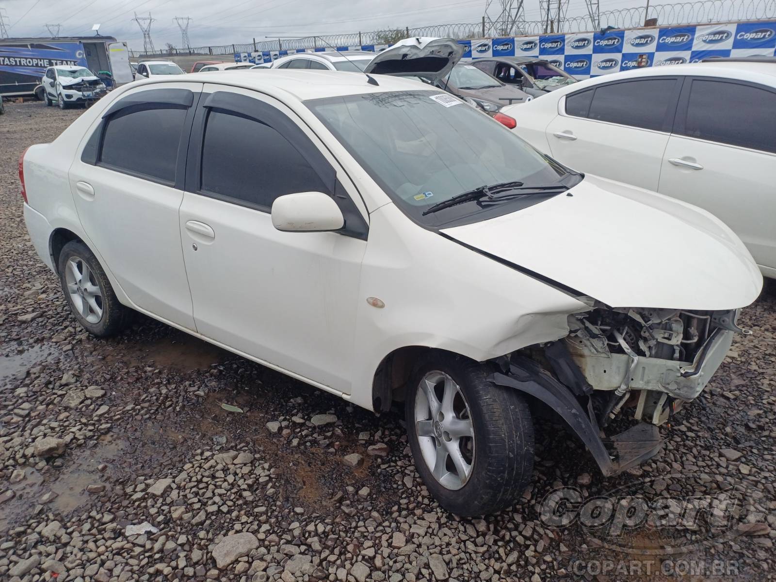 TOYOTA ETIOS SEDA XS 1.5 16V 2013