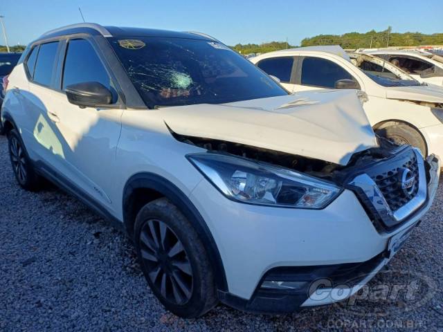 2018 NISSAN KICKS 