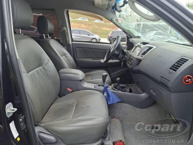 2013 TOYOTA HILUX CD 