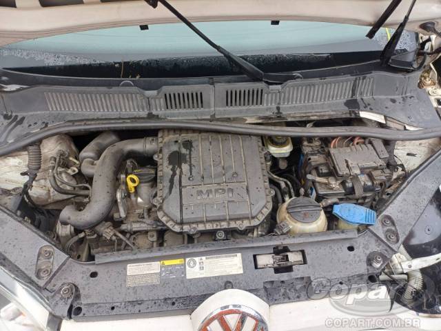 2015 VOLKSWAGEN UP 
