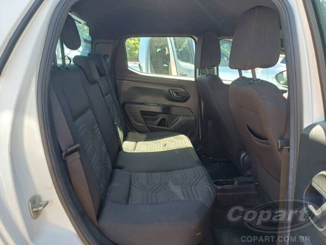 2025 FIAT STRADA CD 