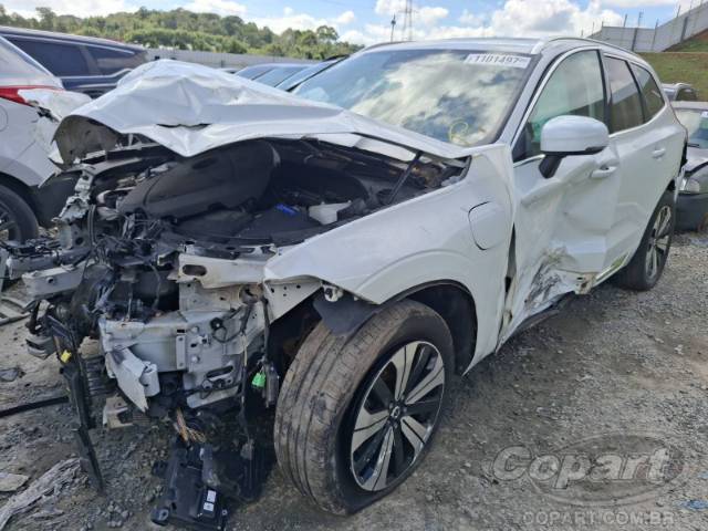 2023 VOLVO XC60 