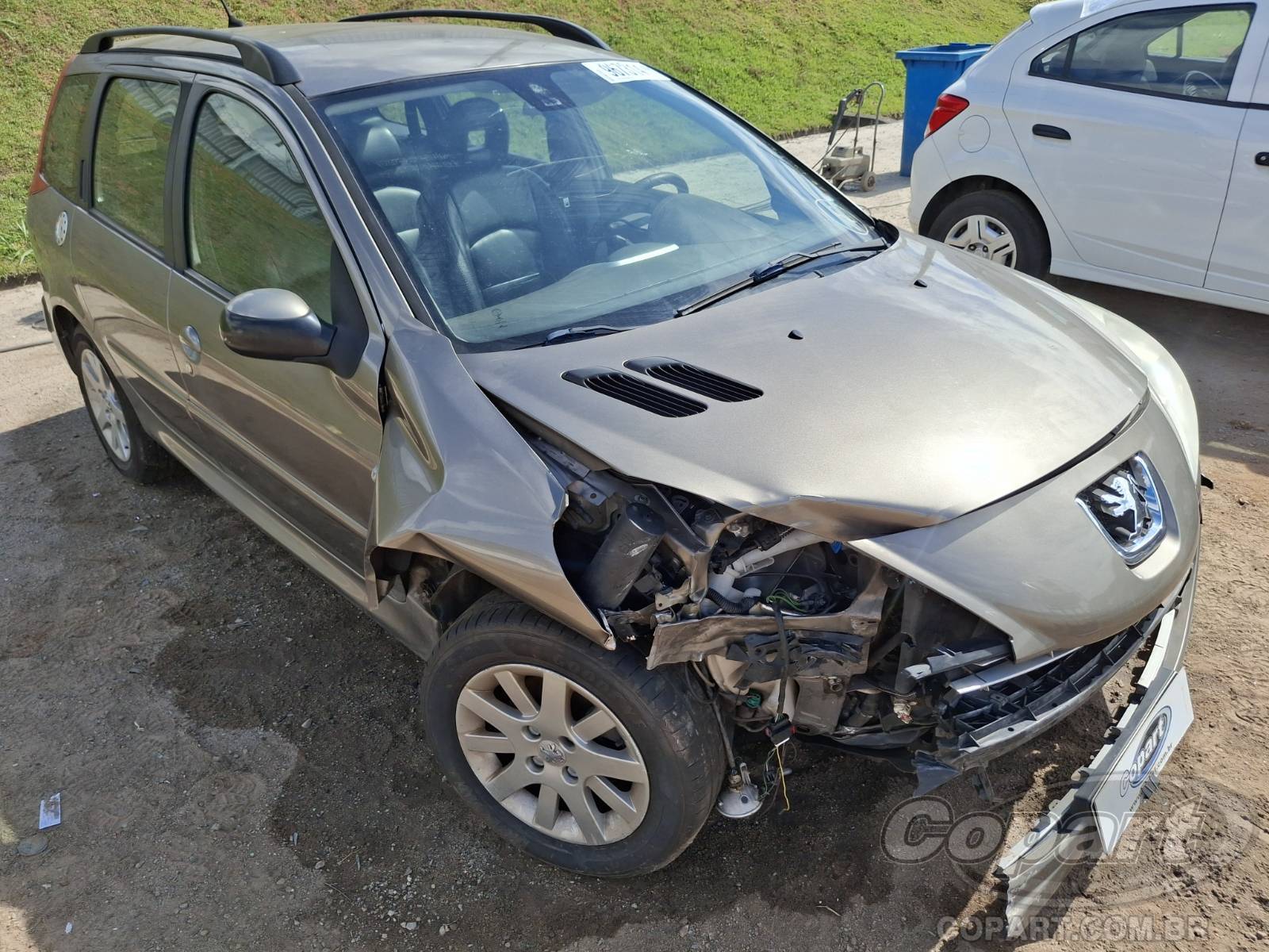 Peugeot 207 SW XS 1.6 16V 2011 Colisão Média Monta