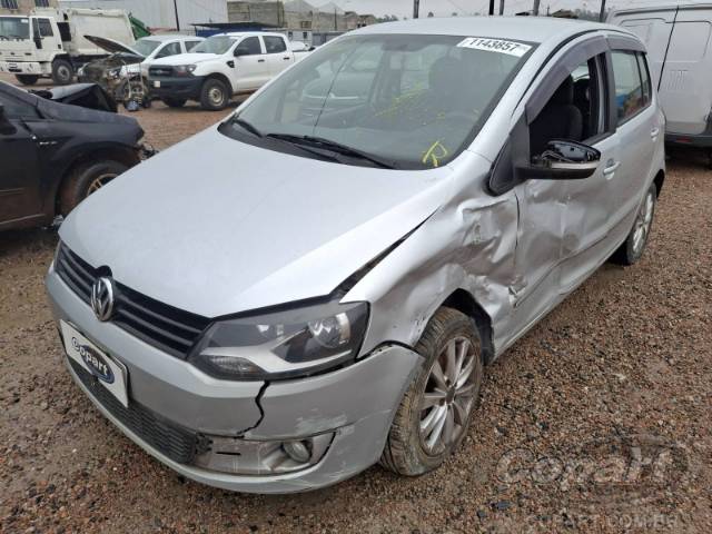 2011 VOLKSWAGEN FOX 
