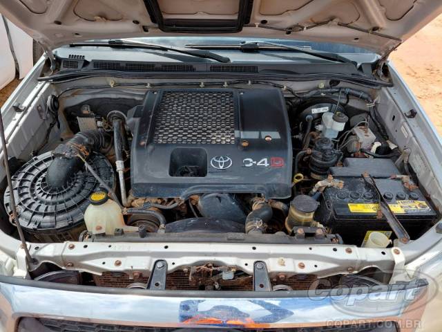 2011 TOYOTA HILUX CD 