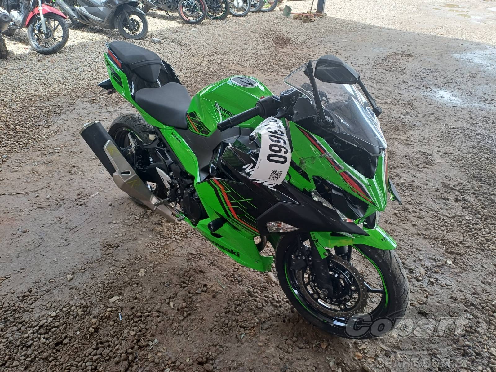 Kawasaki Ninja 400 2024 Pequena Monta