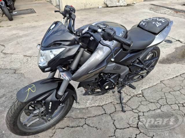 2025 BAJAJ DOMINAR 