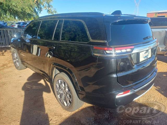 2023 JEEP COMMANDER 