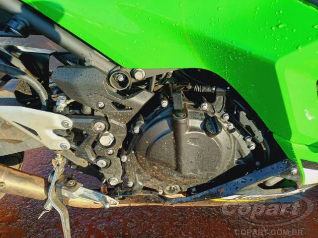 2025 KAWASAKI NINJA 500 