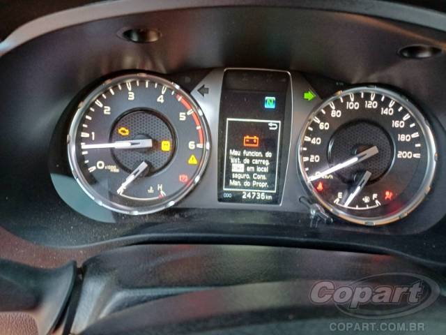 2025 TOYOTA HILUX CD 