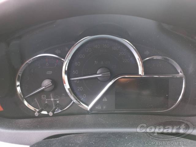 2022 TOYOTA YARIS SEDA 