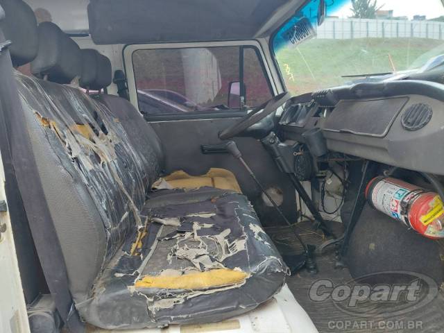 2012 VOLKSWAGEN KOMBI 