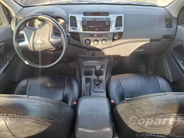 2015 TOYOTA HILUX CD 