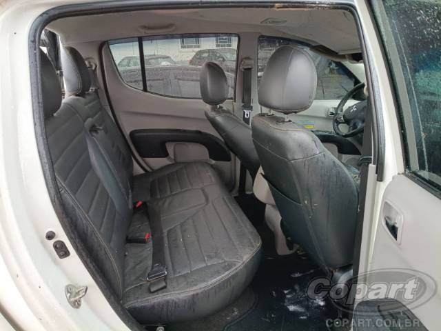 2013 MITSUBISHI L200 TRITON 