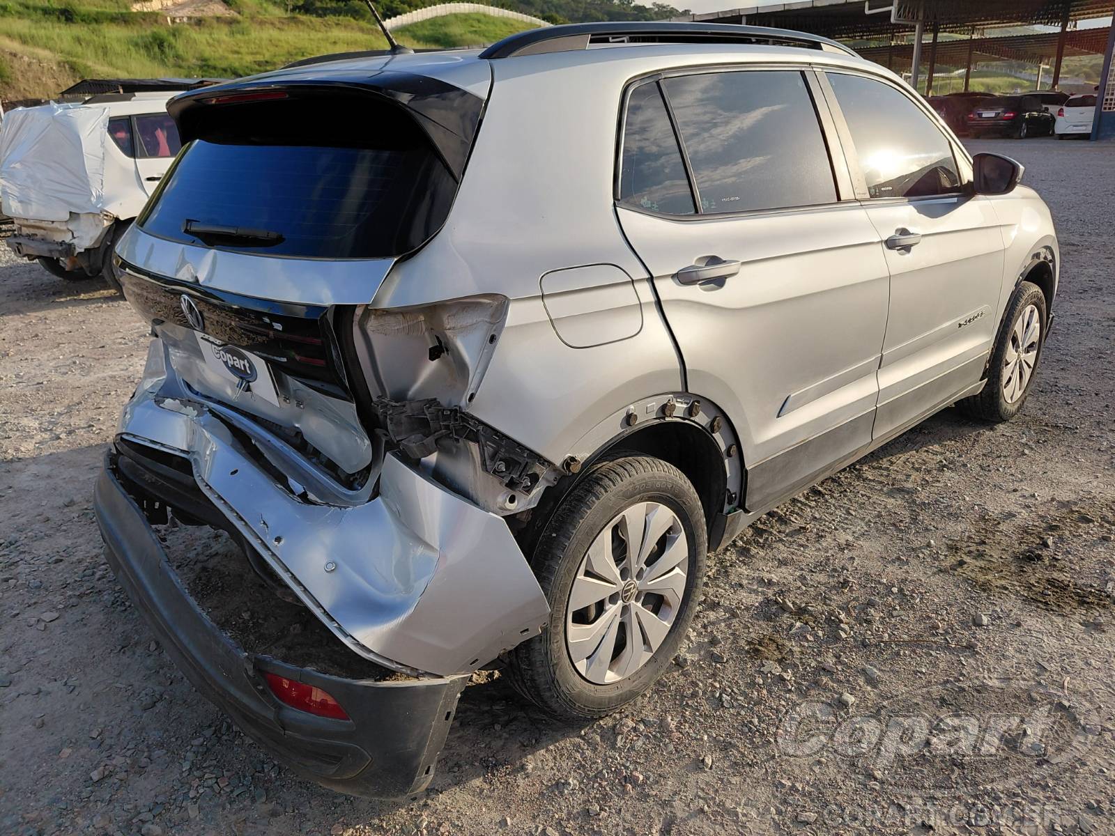2021 VOLKSWAGEN T-CROSS — foto 4 de 11