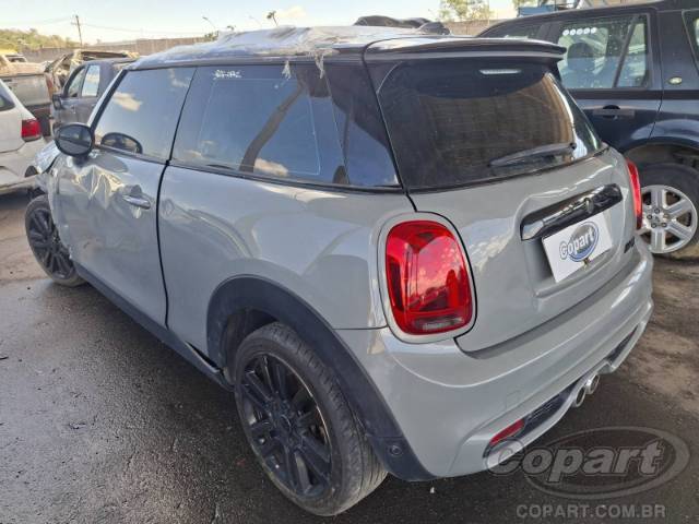 2021 MINI COOPER 