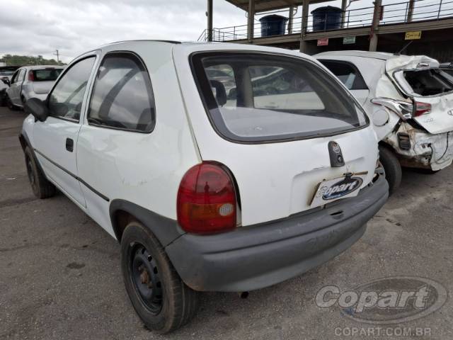 1996 CHEVROLET CORSA 