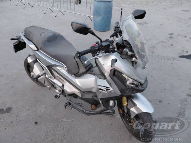 2017 HONDA X-ADV 