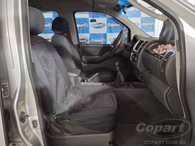 2016 NISSAN FRONTIER CD 