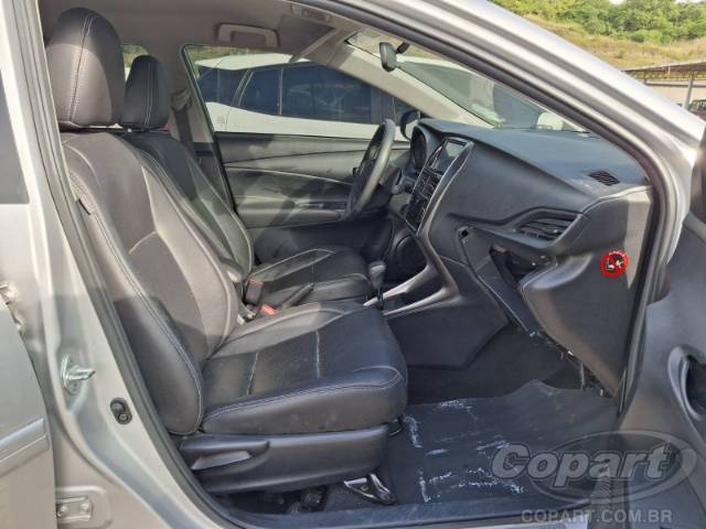 2024 TOYOTA YARIS SEDA 