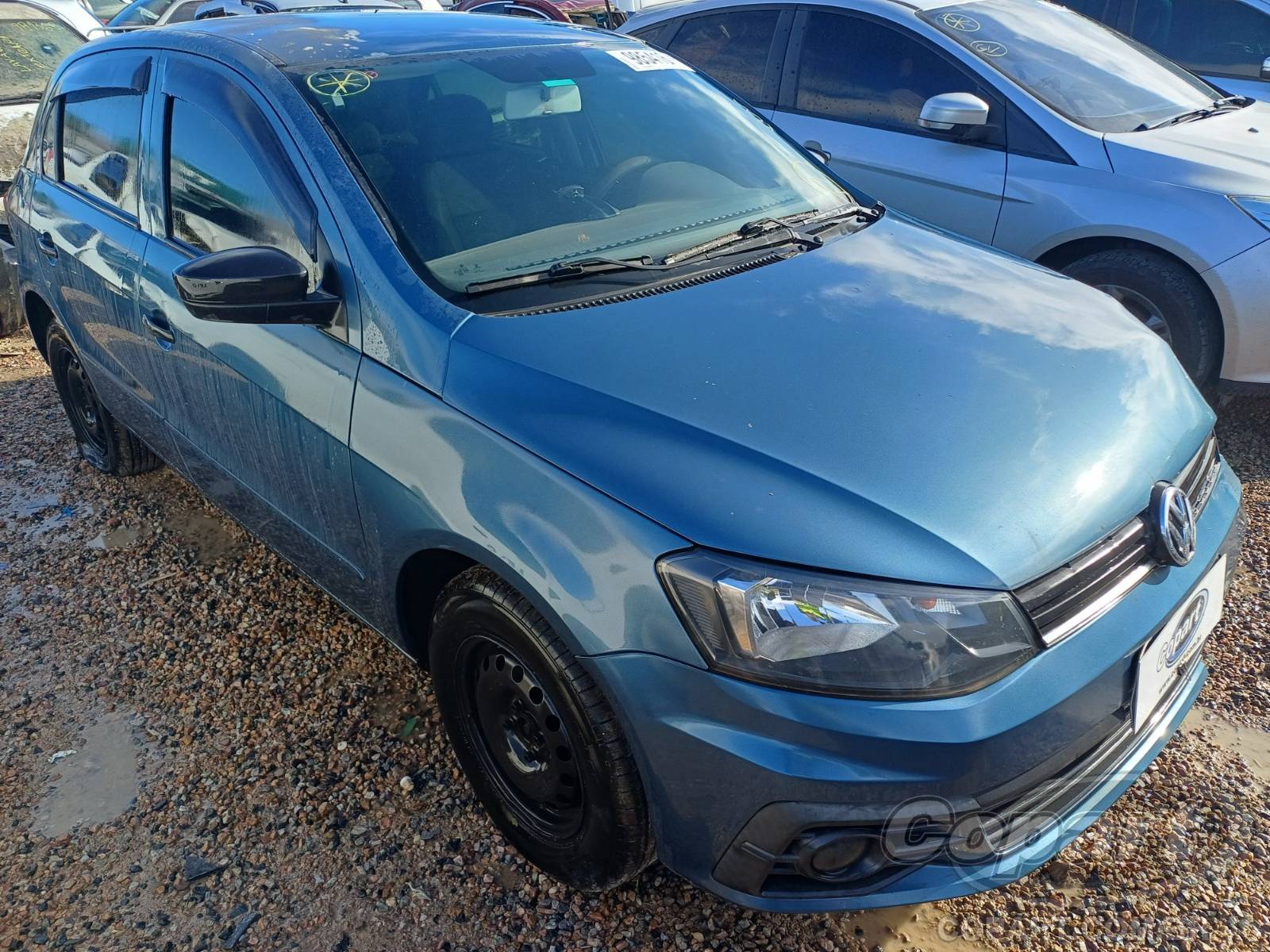 Veículo VW - VolksWagen Gol Volkswagen Gol Trendline 1.6 MSI 2018 Médio Dano Frontal 2018 em leilão
