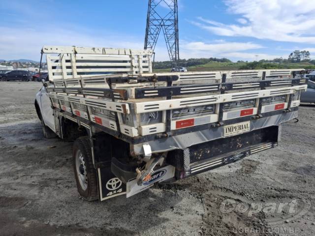 2024 TOYOTA HILUX CS 