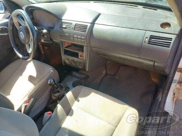2005 VOLKSWAGEN SAVEIRO 