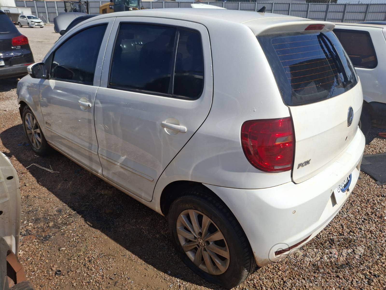 2012 VOLKSWAGEN FOX — foto 3 de 11