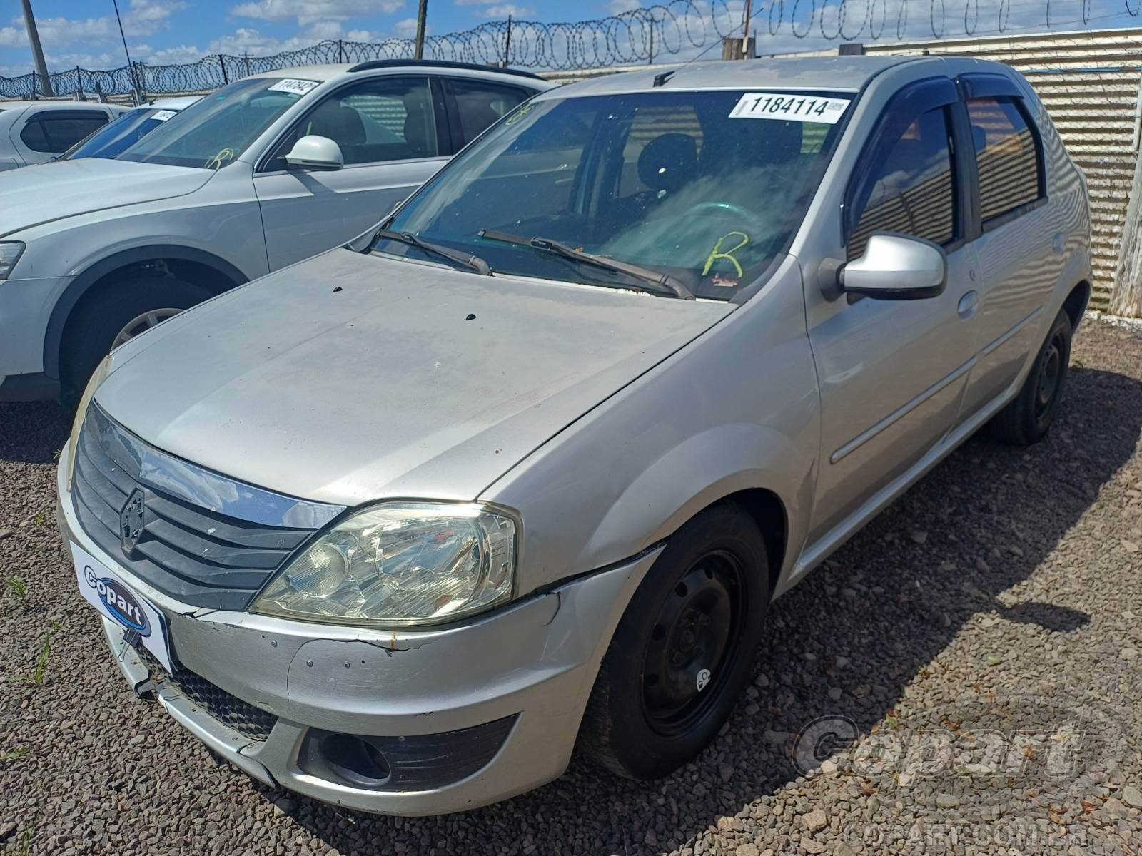 Foto 2: 2013 RENAULT LOGAN