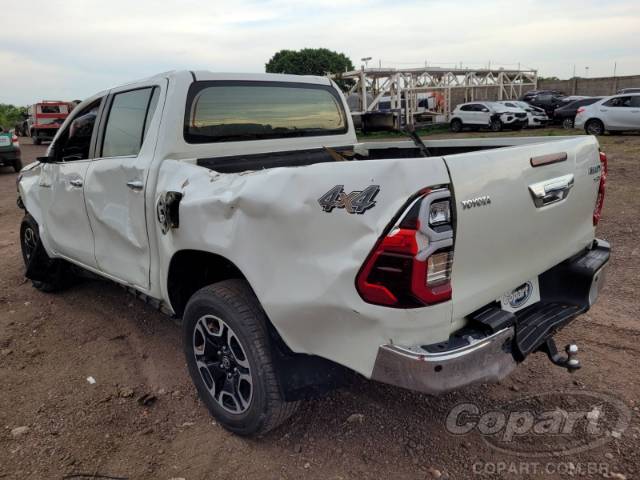 2022 TOYOTA HILUX CD 