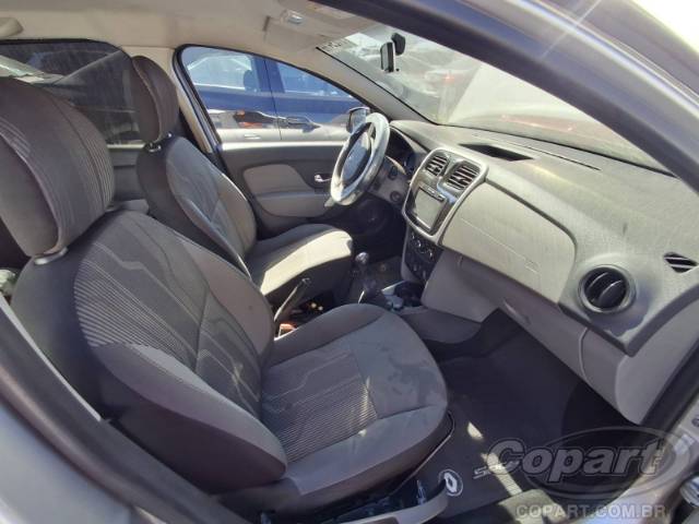 2017 RENAULT LOGAN 