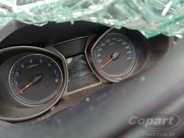 2017 HYUNDAI HB20 