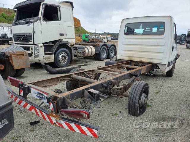 2012 IVECO DAILY CHASSI 