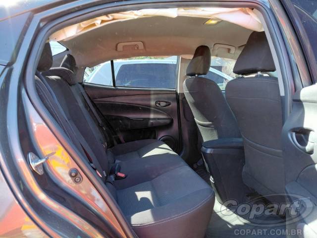 2025 TOYOTA YARIS SEDA 