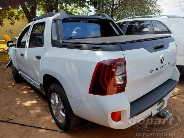 2021 RENAULT DUSTER OROCH 