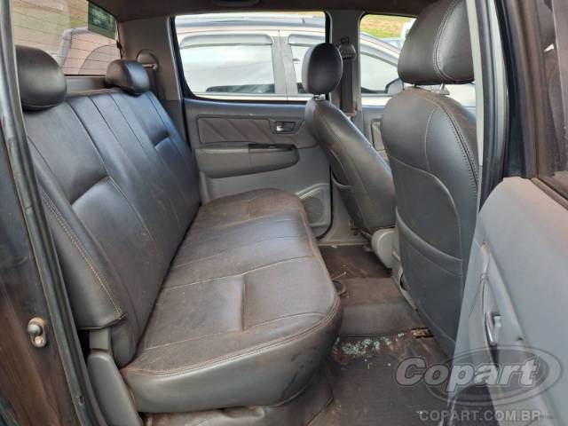 2011 TOYOTA HILUX CD 
