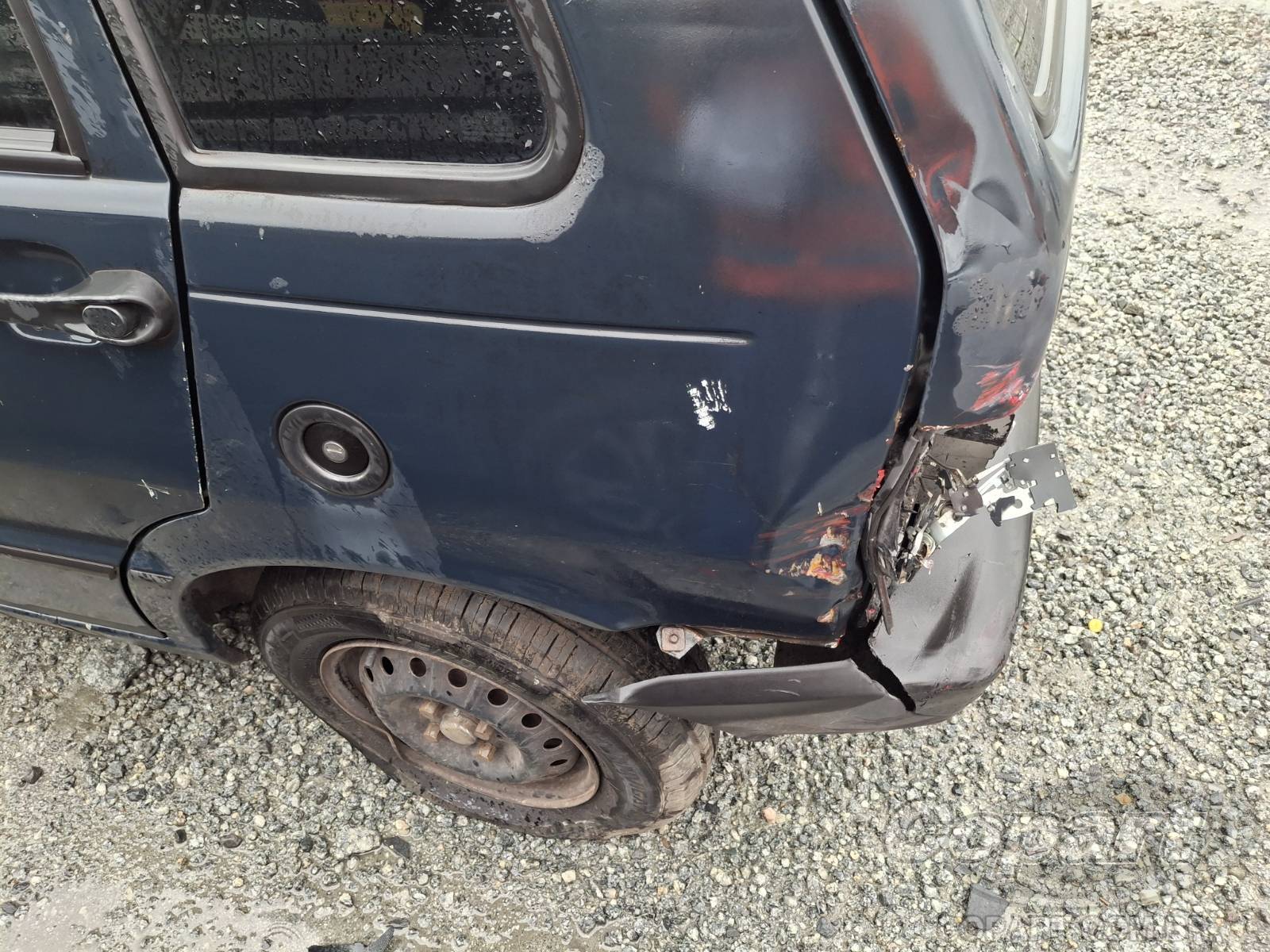 Foto 14 de 14: 2001 FIAT UNO