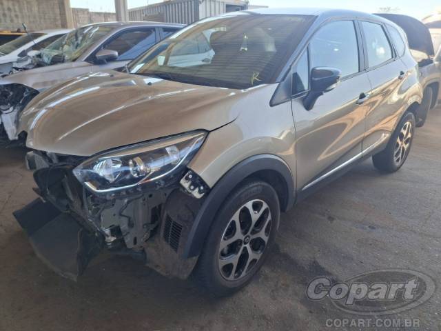 2022 RENAULT CAPTUR 