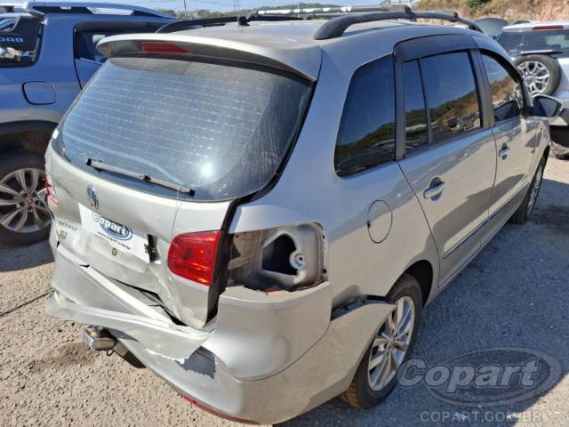 2013 VOLKSWAGEN SPACEFOX 