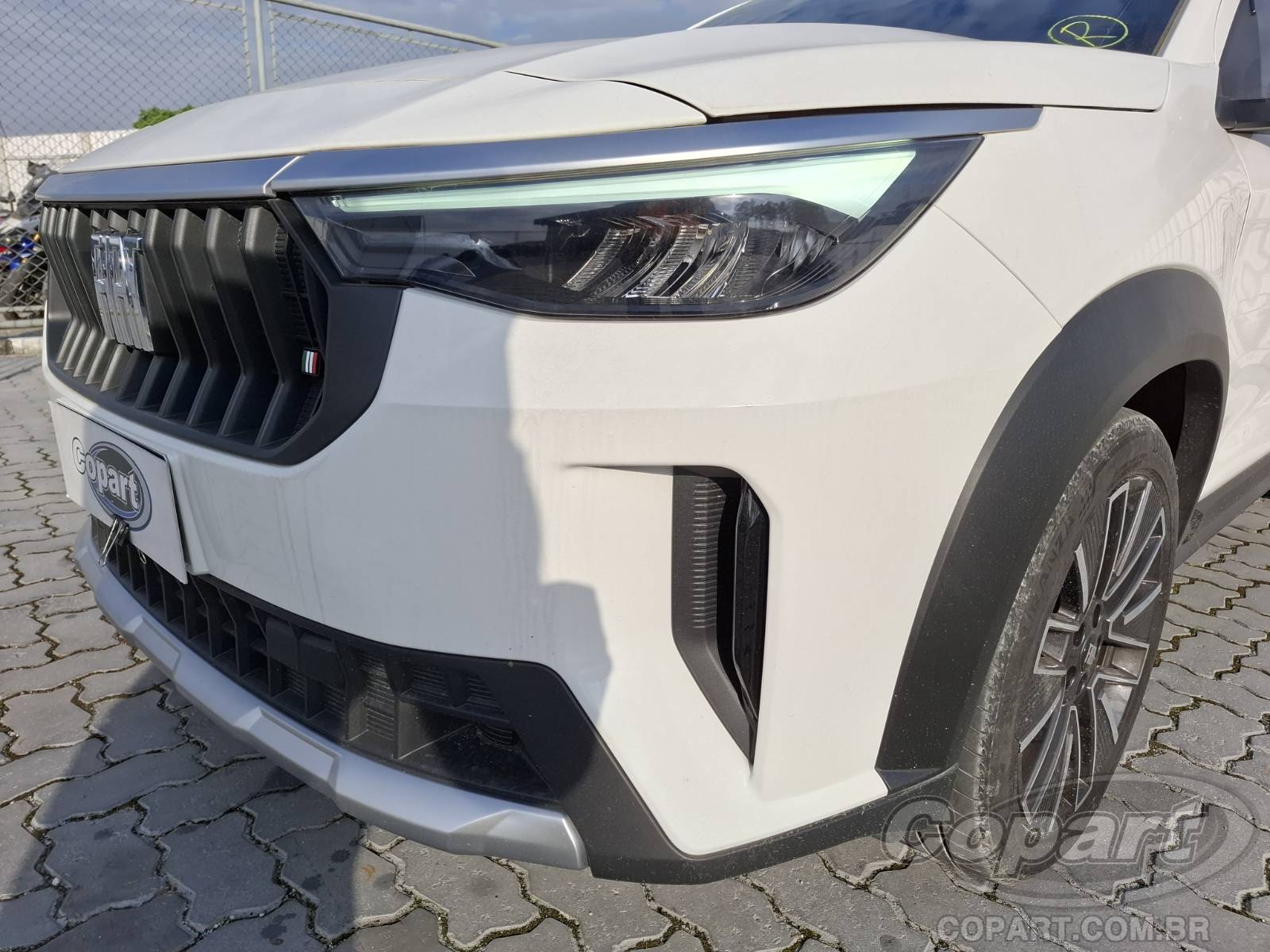 Foto 11 de 15: 2026 FIAT FASTBACK