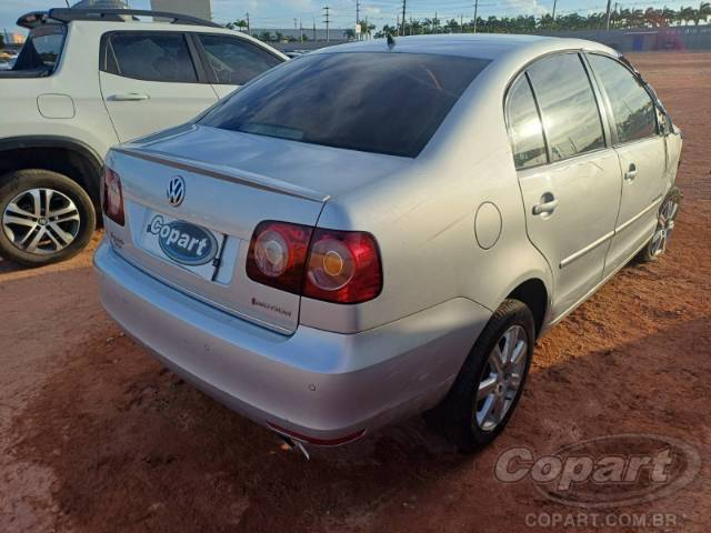 2013 VOLKSWAGEN POLO SEDAN 