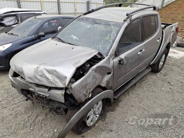 2012 MITSUBISHI L200 TRITON 