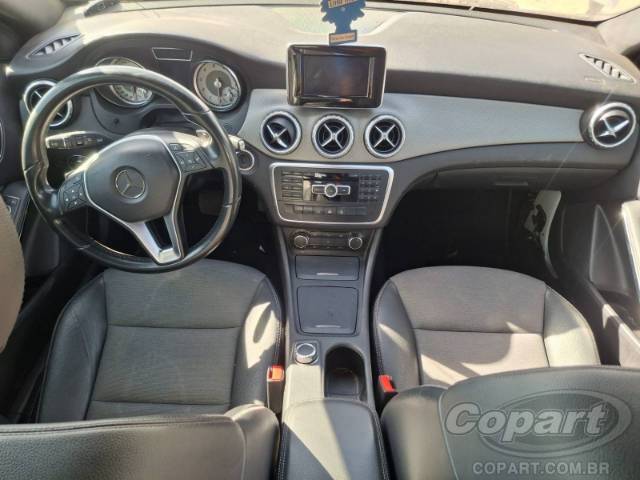 2015 MERCEDES BENZ GLA 