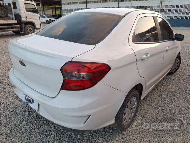 2021 FORD KA SEDAN 