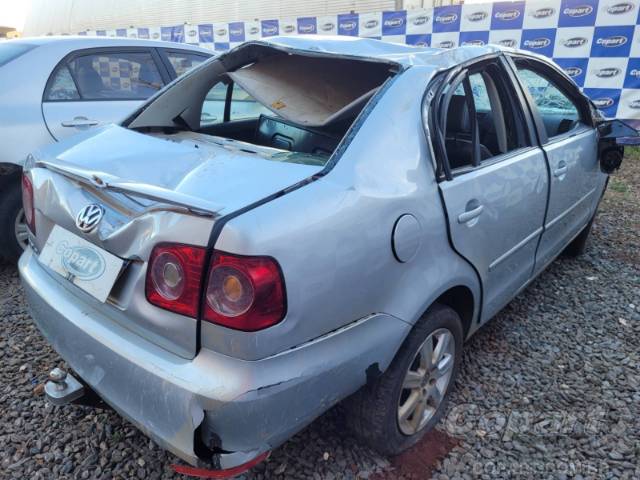 2013 VOLKSWAGEN POLO SEDAN 