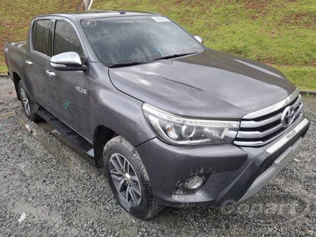 2017 TOYOTA HILUX CD 